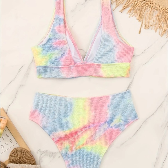 Colorful Tie-Dye Bikini Set - Picture 4 of 6